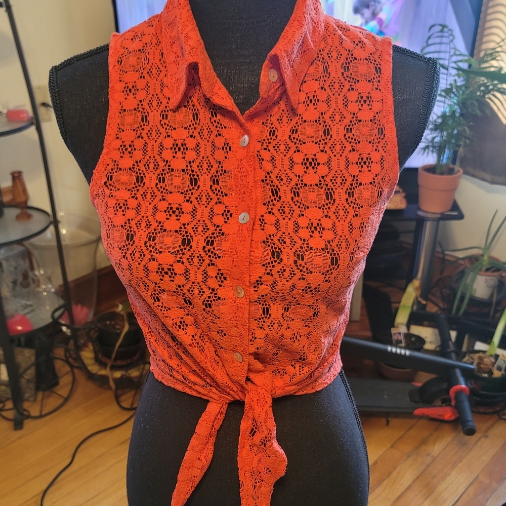 Love Culture Sleeveless Lace Blouse with Tie